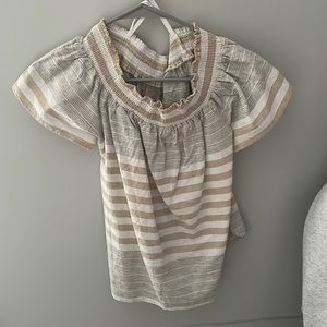 Vineyard vines off the shoulder top